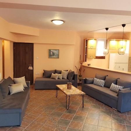 קאטו גצאה Christie'S Ground Floor Apartment By The Sea מראה חיצוני תמונה