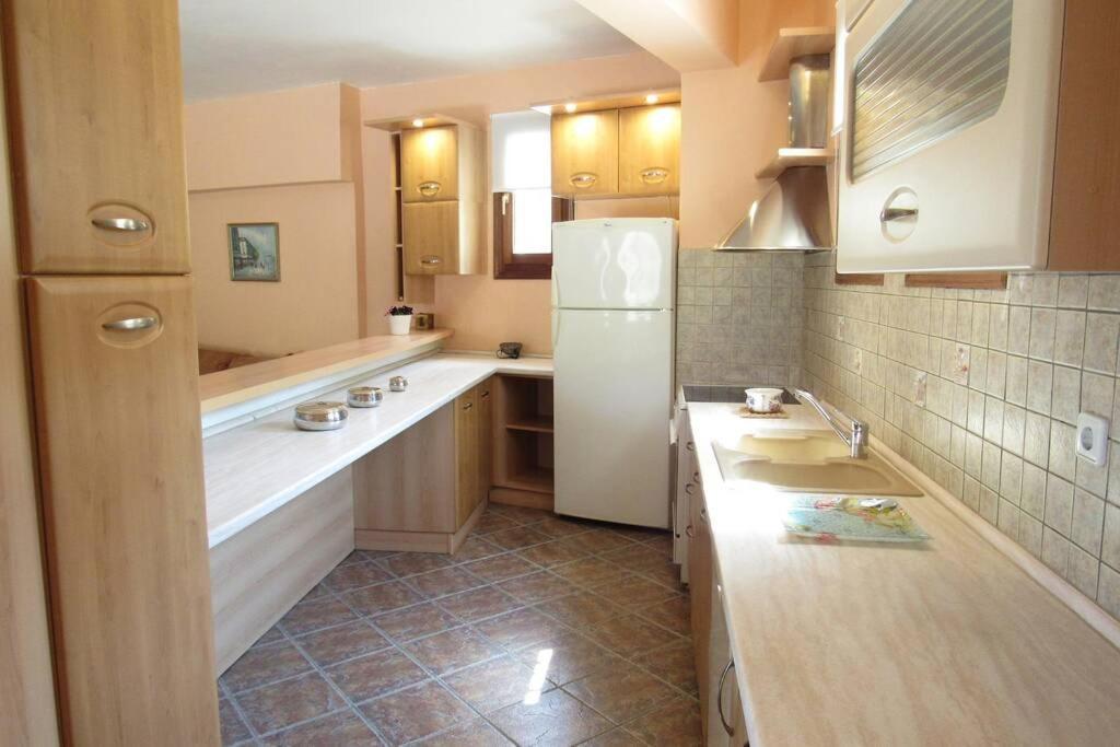 קאטו גצאה Christie'S Ground Floor Apartment By The Sea מראה חיצוני תמונה